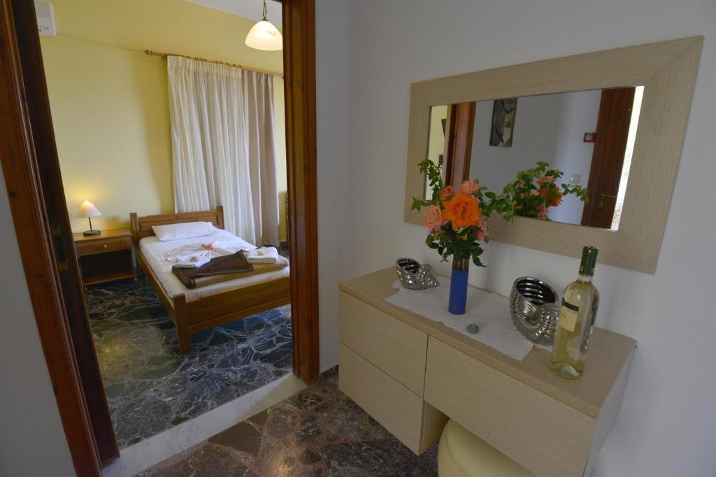 Zambia Apartments Πλακιάς Δωμάτιο φωτογραφία