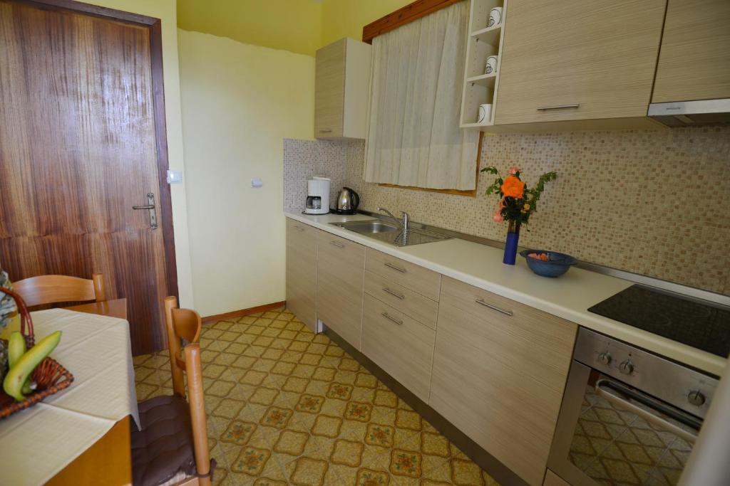 Zambia Apartments Πλακιάς Δωμάτιο φωτογραφία
